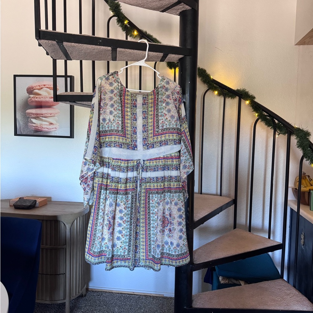 Flowy Patterned Tunic Top with Multicolor Accents